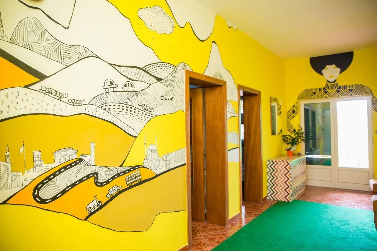Alojamento de Acomodação e Pequeno-almoço Our Way Guest House & Hostel Shkodër Albânia