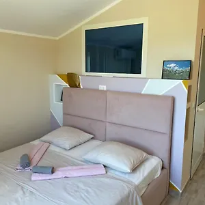 Ballkan Bed and breakfast